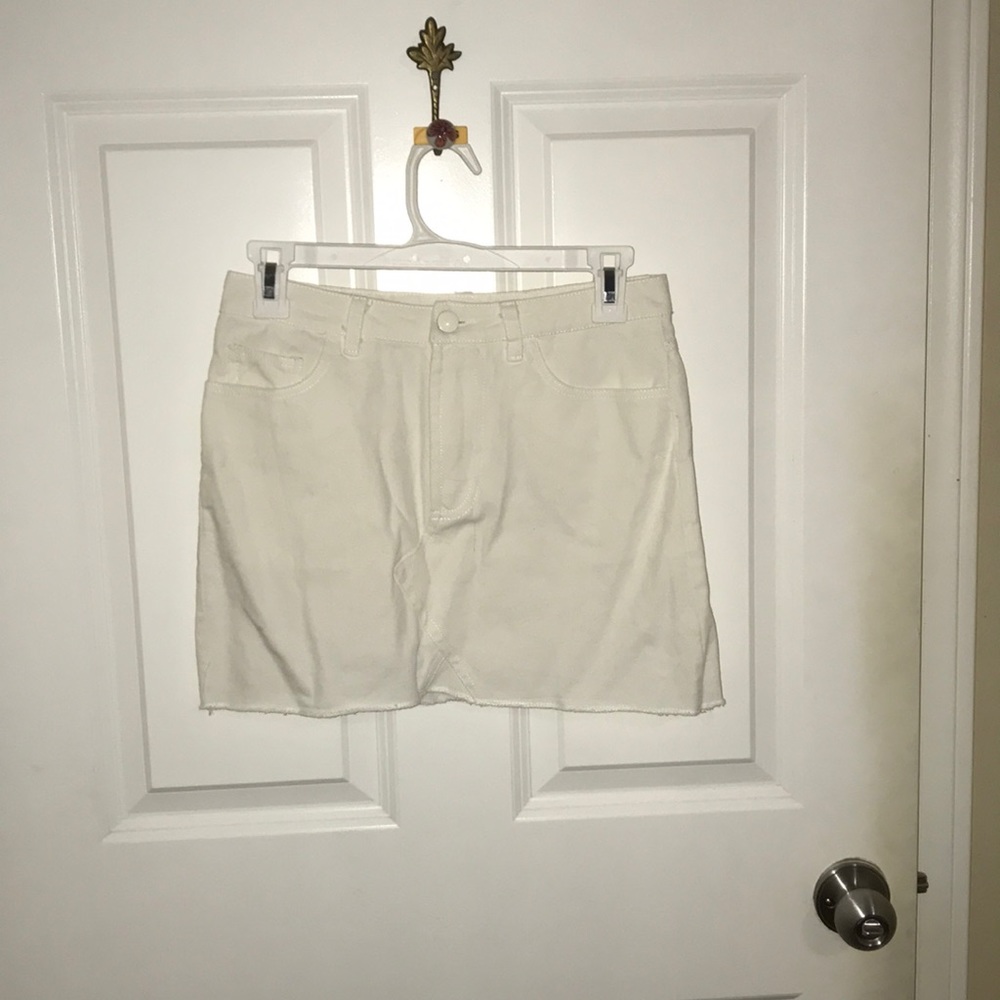 Cute Jean White Skirt!